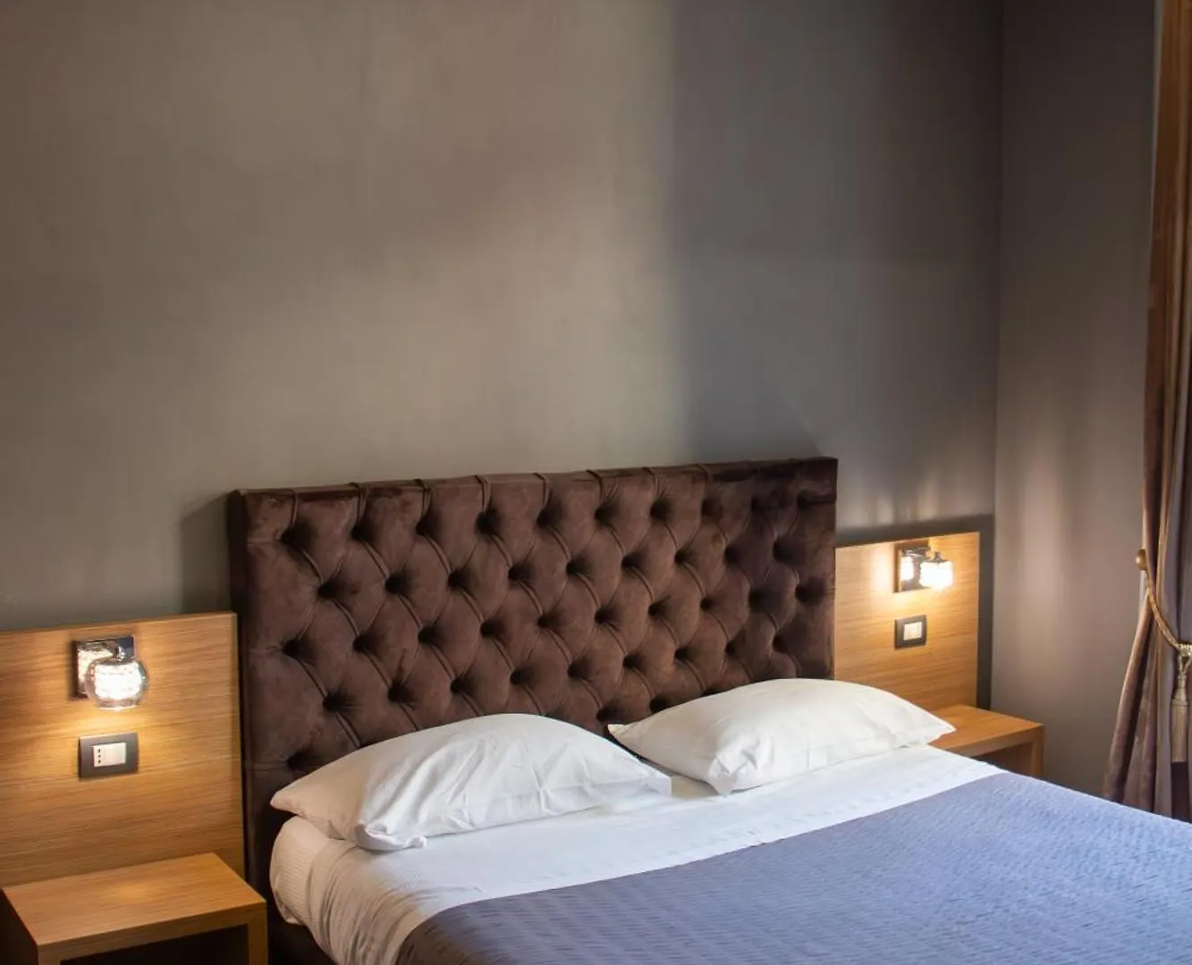 Beb Umberto I Napoli Hotel 0*, Naples